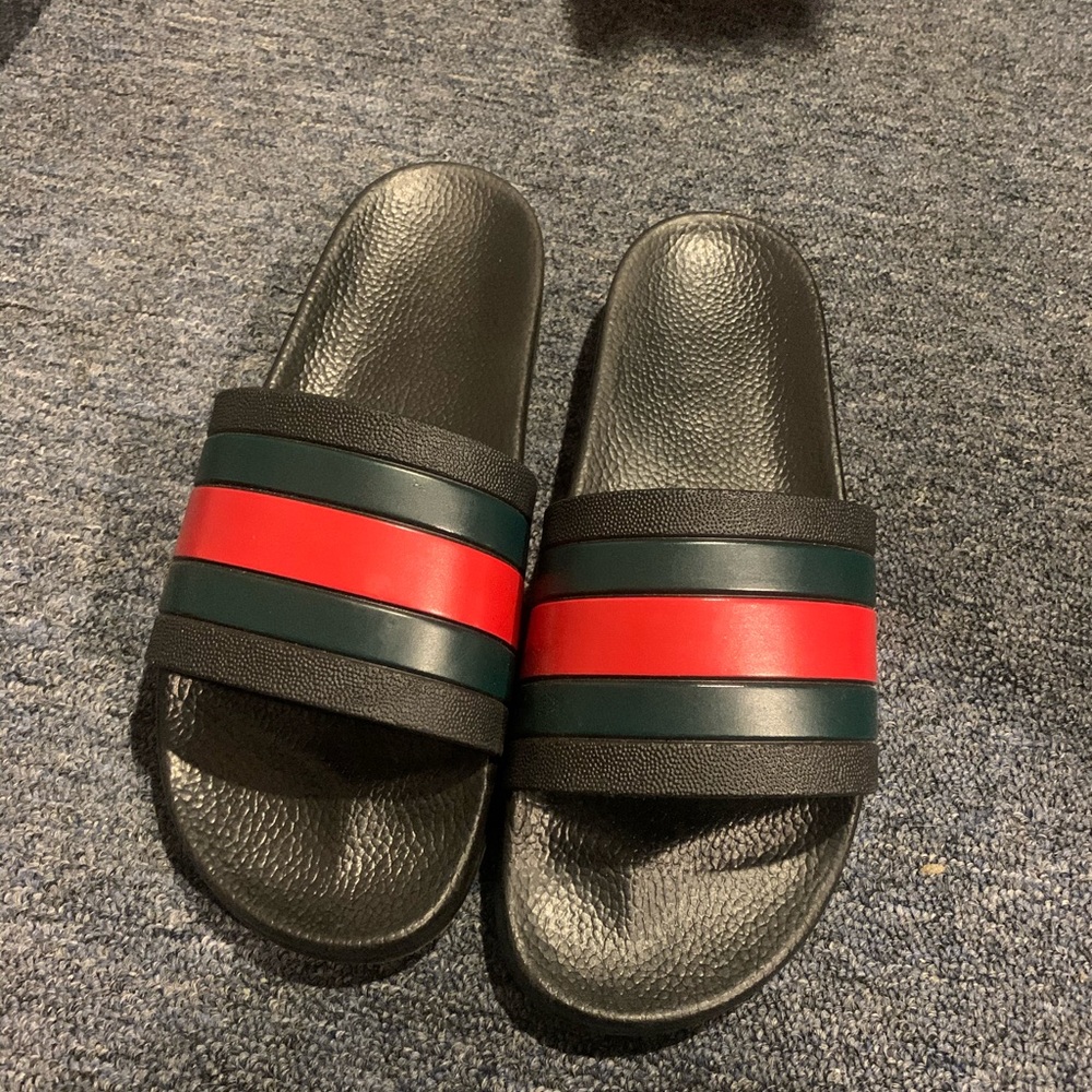 Gucci’s Slides